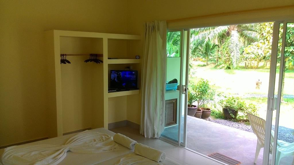 Aathid Garden Khao Lak 빌라 객실 사진