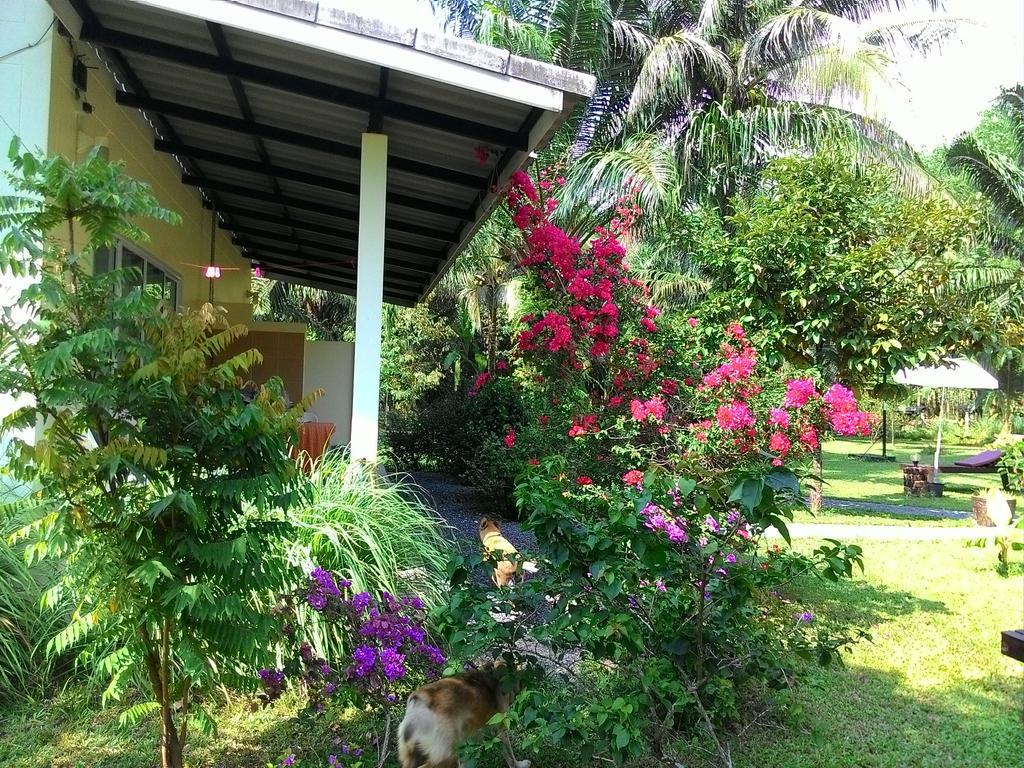 Aathid Garden Khao Lak 빌라 외부 사진